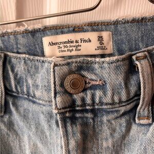 Abercrombie & Fitch Women's Denim Straight Leg Jeans